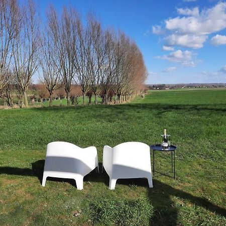 Komo Hill Stays - Guestroom Komo Cosy Kruisem المظهر الخارجي الصورة